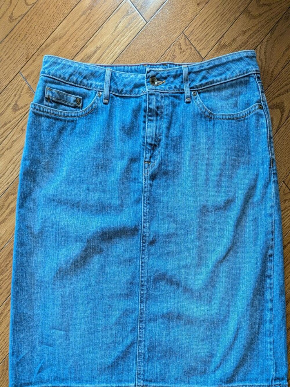 L L Bean classic denim skirt with pockets
